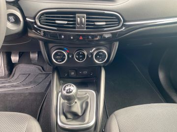 Bild 16 Fiat Tipo City Sport*CARPLAY*KAMERA*LED*SHZ*KEYLESS*