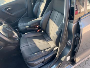 Bild 11 VW Polo V Match*5T*SHZ*KLIMAAUTO*TÜV+SERVICE NEU*